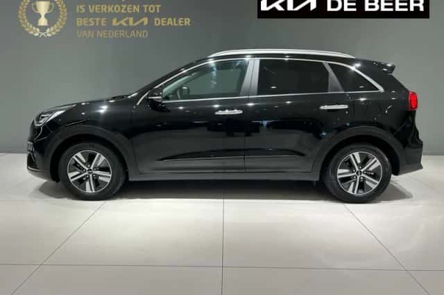 Kia Niro (2022) thumbnail 1