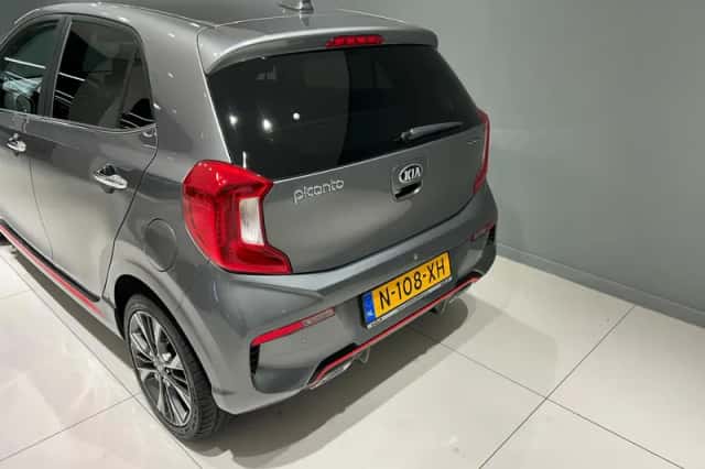 Kia Picanto (2022) thumbnail 5