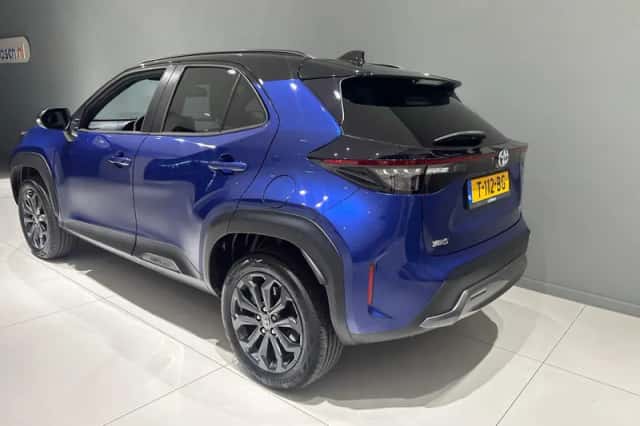 Toyota Yaris Cross (2023) thumbnail 3