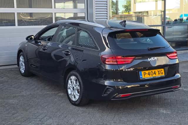 Kia Ceed (2022) thumbnail 6