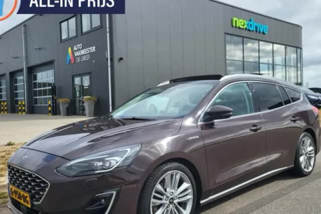 Ford Focus (2019) thumbnail 1