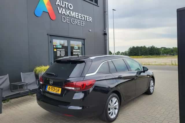 Opel Astra (2021) thumbnail 5