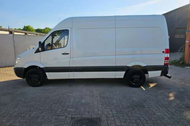 Mercedes-Benz Sprinter (2008) thumbnail 6
