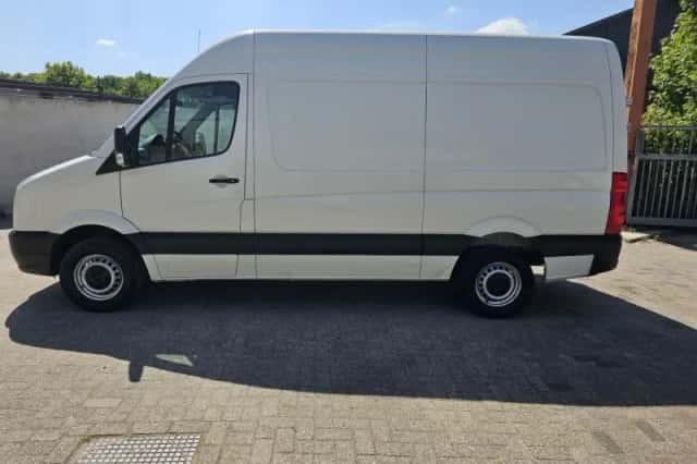 Volkswagen Crafter (2009) thumbnail 6