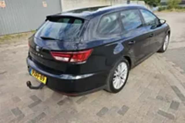 SEAT Leon (2014) thumbnail 2