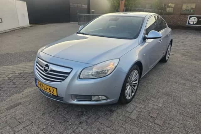 Opel Insignia (2013) thumbnail 1