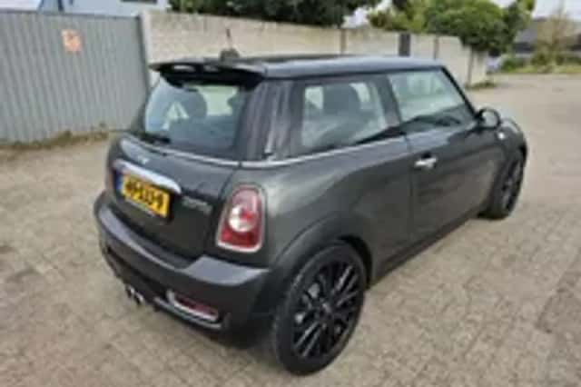 MINI 3-deurs (2011) thumbnail 2