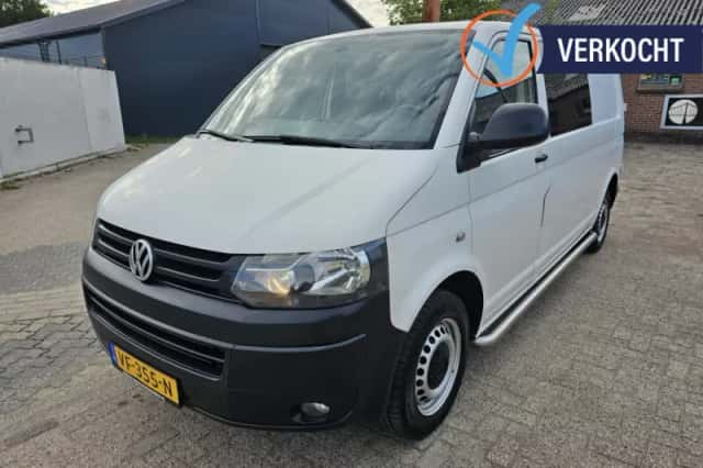 Volkswagen Transporter (2013) thumbnail 1