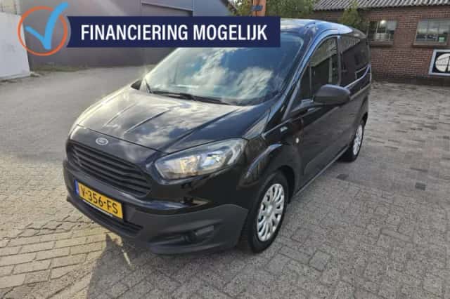 Ford Transit Courier (2017) thumbnail 1