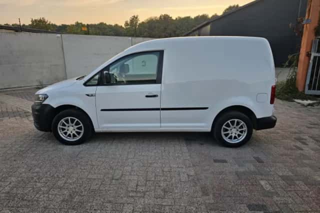 Volkswagen Caddy (2017) thumbnail 6