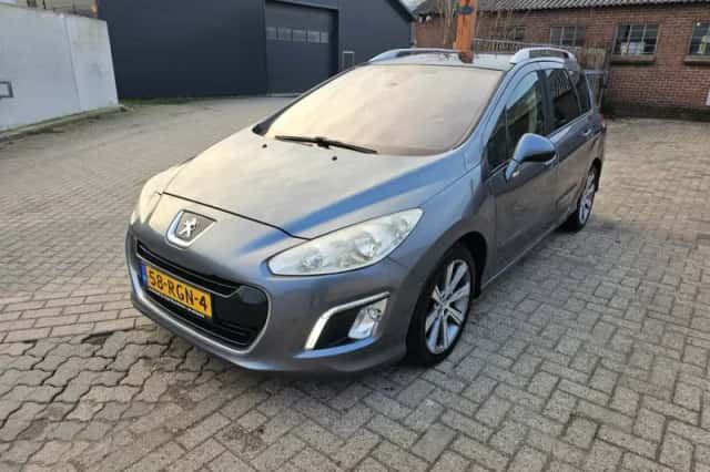 Peugeot 308 (2011) thumbnail 1