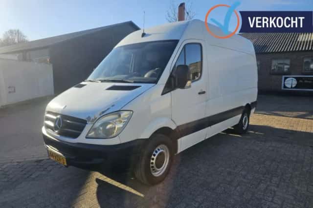 Mercedes-Benz Sprinter (2009) thumbnail 1