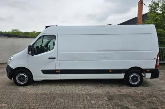 Renault Master (2016) thumbnail 6