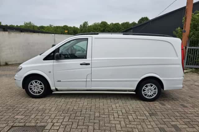 Mercedes-Benz Vito (2010) thumbnail 6