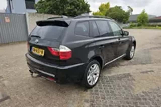 BMW X3 (2008) thumbnail 2