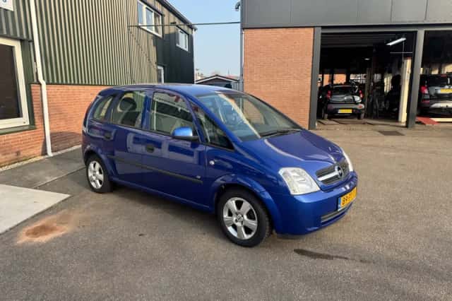 Opel Meriva (2004) thumbnail 3