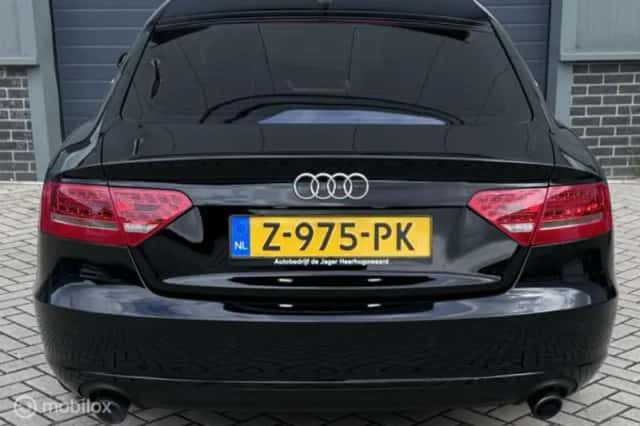 Audi A5 (2010) thumbnail 6