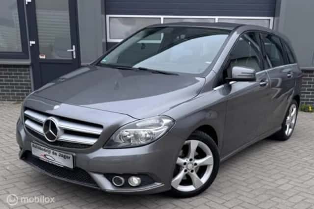 Mercedes-Benz B-Klasse (2013) thumbnail 1