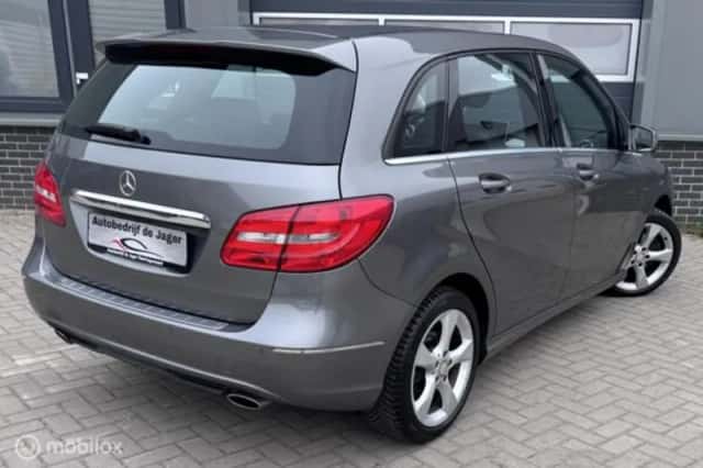 Mercedes-Benz B-Klasse (2013) thumbnail 5