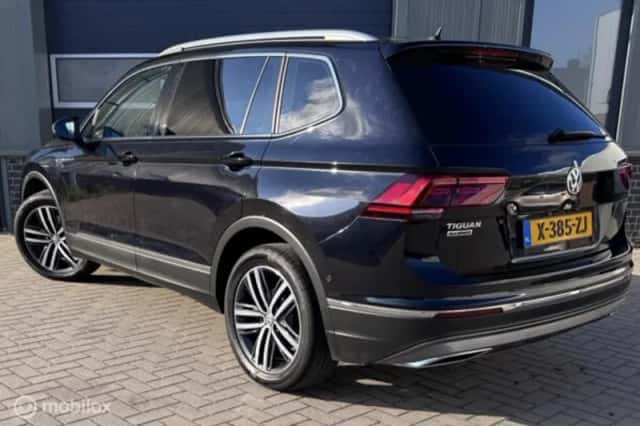 Volkswagen Tiguan (2018) thumbnail 5