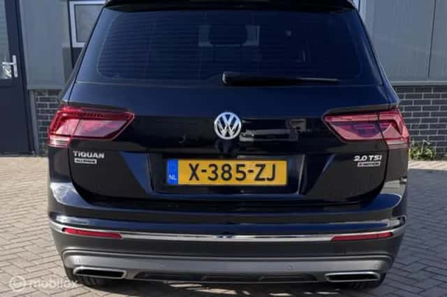 Volkswagen Tiguan (2018) thumbnail 6