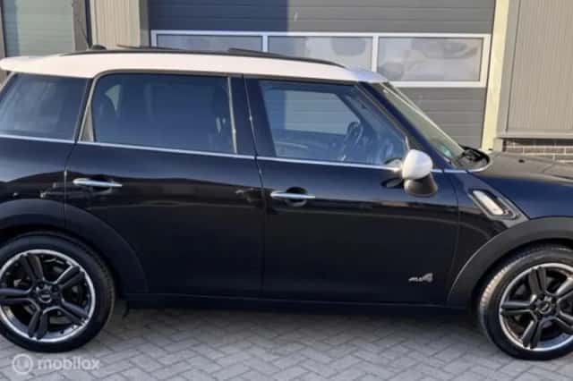 MINI Countryman (2012) thumbnail 4