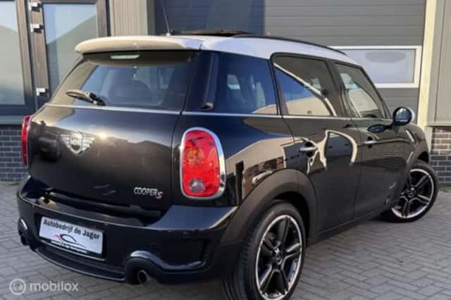 MINI Countryman (2012) thumbnail 5