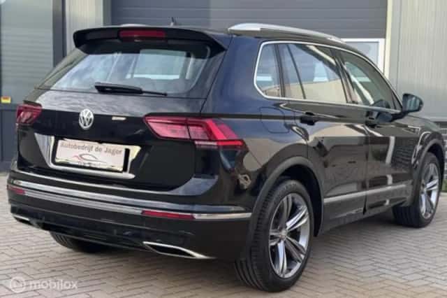 Volkswagen Tiguan (2017) thumbnail 6
