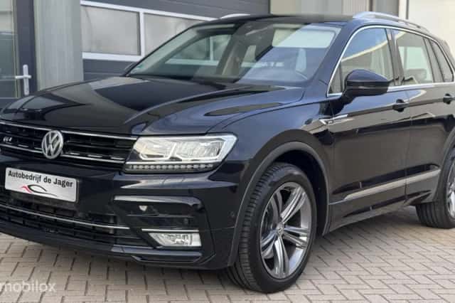 Volkswagen Tiguan (2017) thumbnail 4