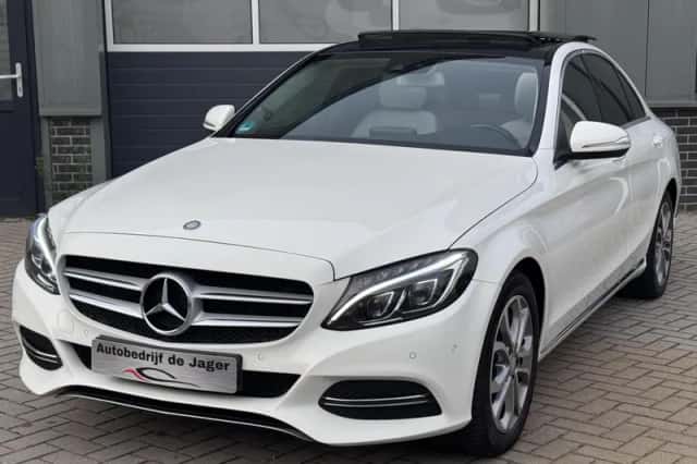 Mercedes-Benz C-Klasse (2015) thumbnail 1