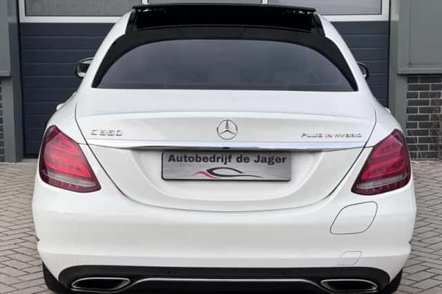 Mercedes-Benz C-Klasse (2015) thumbnail 6