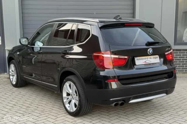 BMW X3 (2011) thumbnail 5
