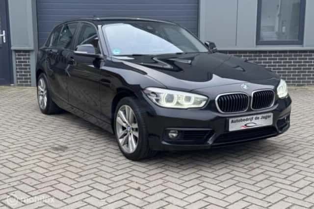 BMW 1-Serie (2018) thumbnail 3