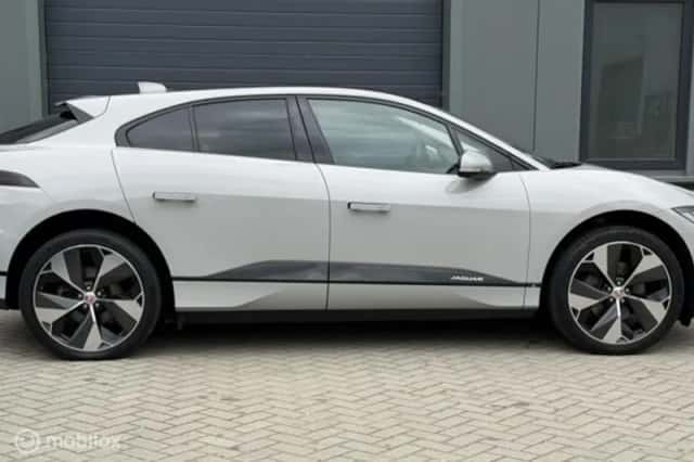 Jaguar I-Pace (2020) thumbnail 4