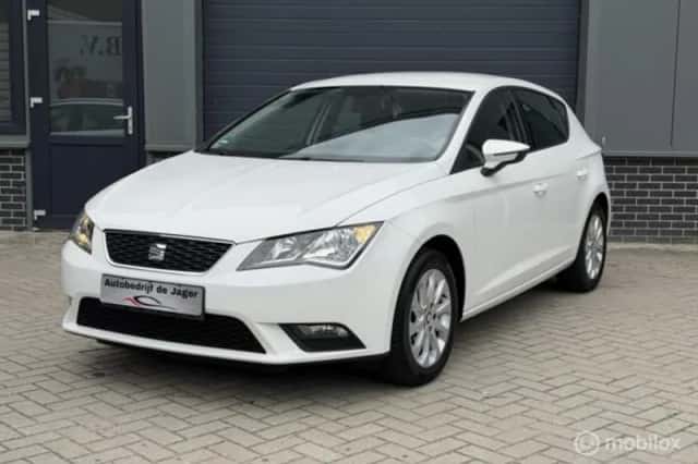 SEAT Leon (2013) thumbnail 1