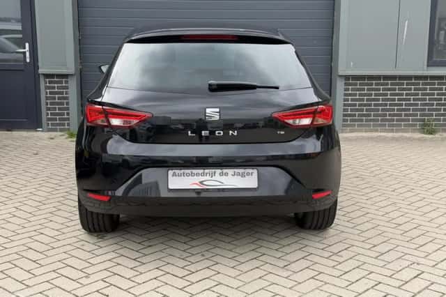 SEAT Leon (2014) thumbnail 6