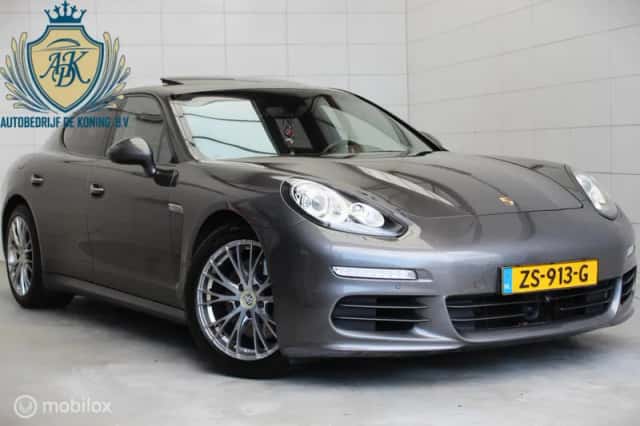 Porsche Panamera (2013) thumbnail 2