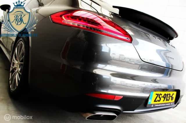 Porsche Panamera (2013) thumbnail 5
