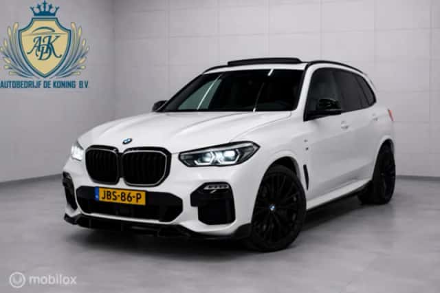 BMW X5 (2020) thumbnail 1