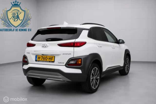 Hyundai Kona (2020) thumbnail 4
