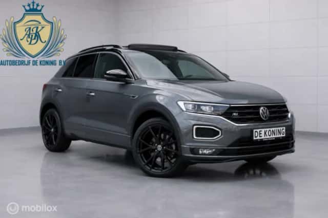 Volkswagen T-Roc (2020) thumbnail 2