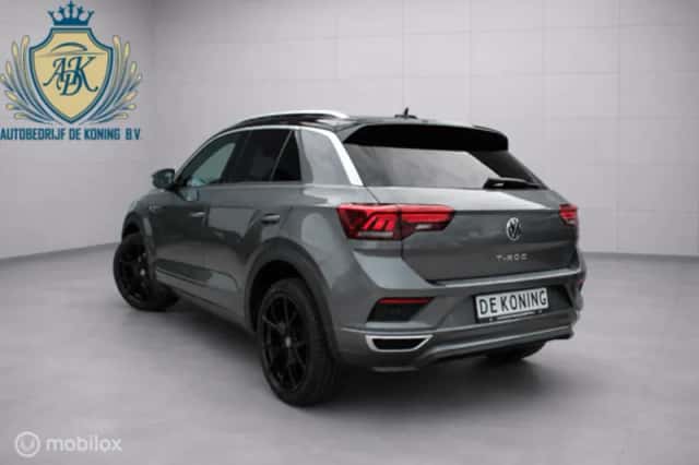 Volkswagen T-Roc (2020) thumbnail 4