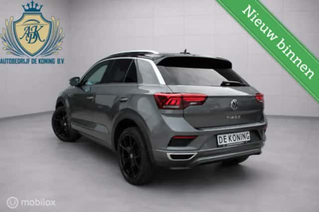 Volkswagen T-Roc (2020) thumbnail 4