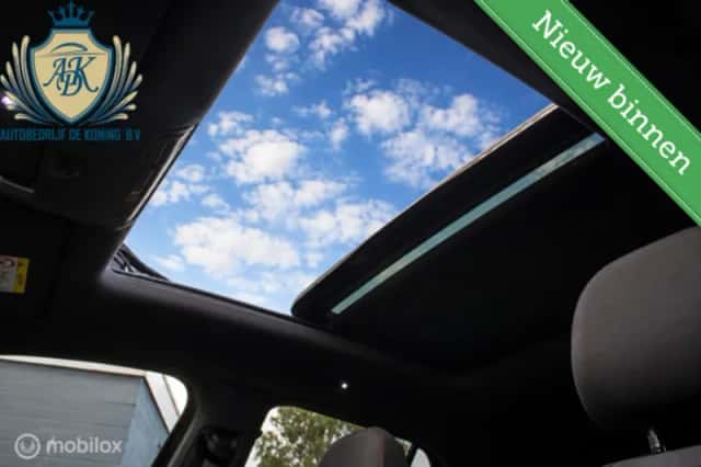 Volkswagen T-Roc (2020) thumbnail 6
