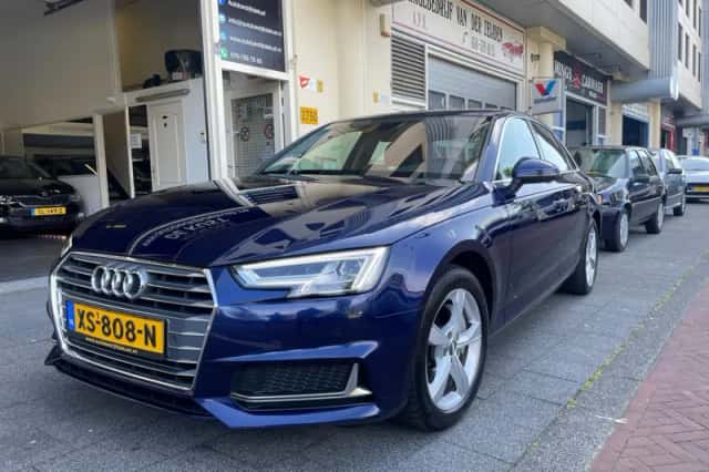 Audi A4 (2019) thumbnail 2