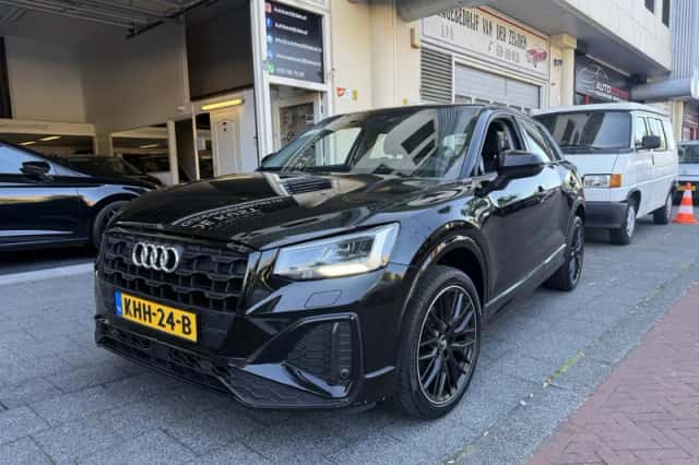 Audi Q2 (2021) thumbnail 2