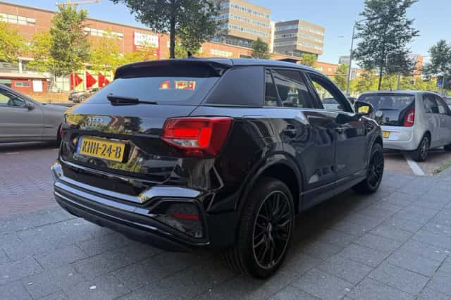 Audi Q2 (2021) thumbnail 5