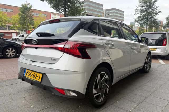 Hyundai i20 (2023) thumbnail 5