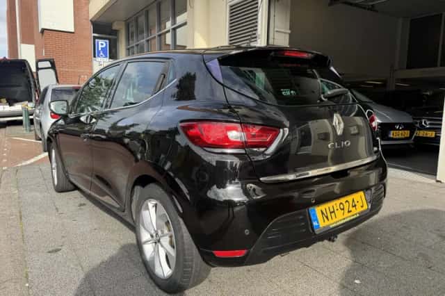 Renault Clio (2017) thumbnail 3
