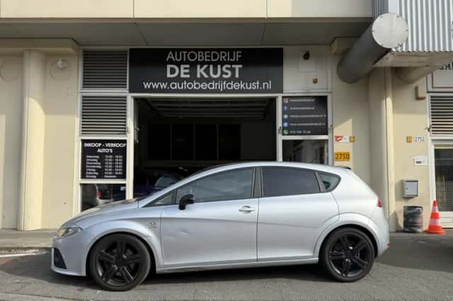 SEAT Leon (2007) thumbnail 1